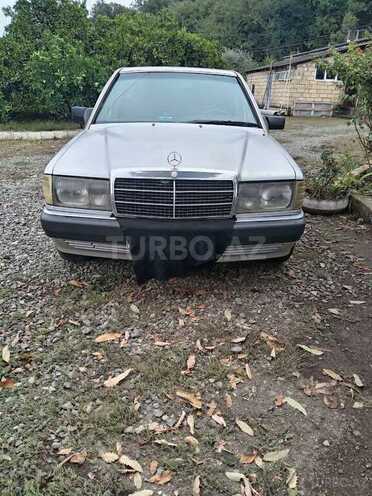 Mercedes 190 1991, 759,000 km - 2.0 l - Astara