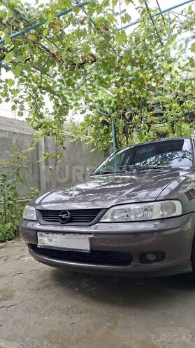 Opel Vectra 1996, 330,000 km - 1.6 l - Ağstafa