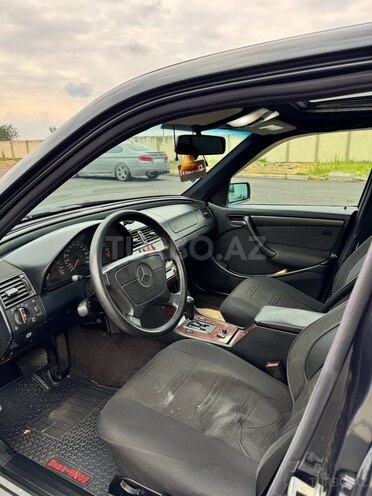Mercedes C 180 1998, 220,000 km - 1.8 l - Zaqatala