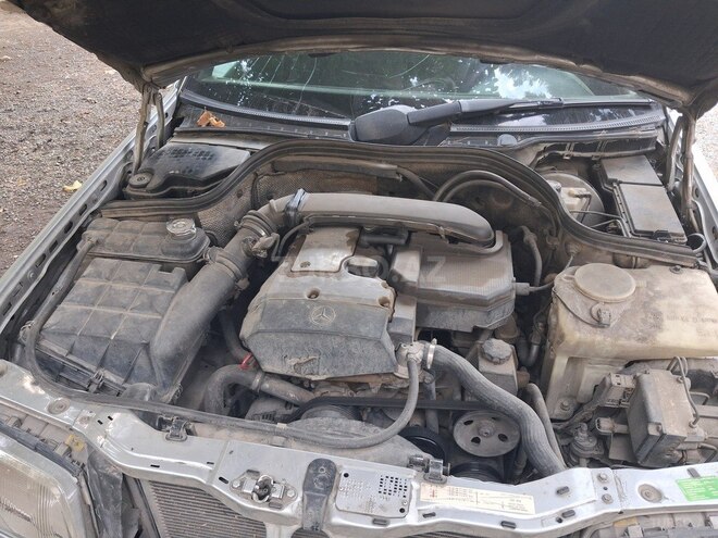 Mercedes C 180 1996, 366,565 km - 1.8 л - Gəncə