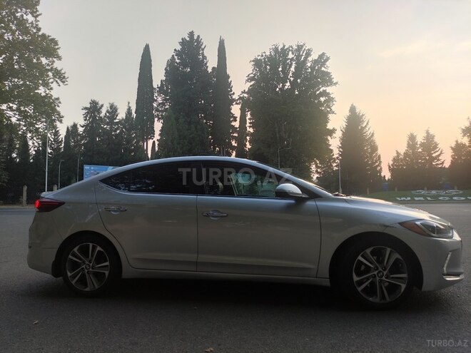 Hyundai Elantra 2016, 207,605 km - 2.0 l - Mingəçevir