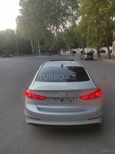 Hyundai Elantra 2016, 207,605 km - 2.0 l - Mingəçevir