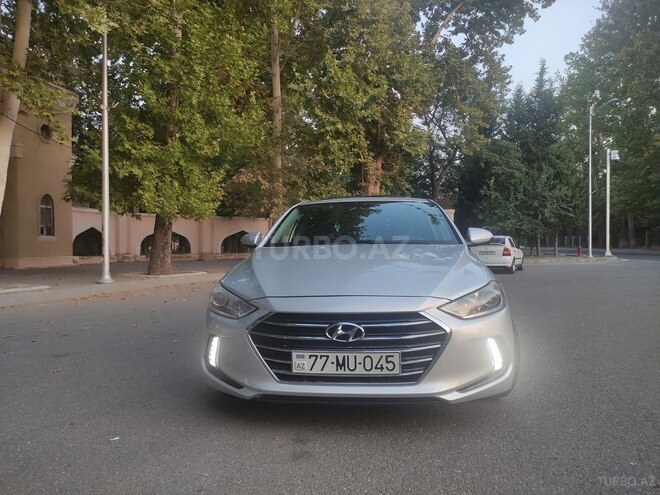 Hyundai Elantra 2016, 207,605 km - 2.0 l - Mingəçevir