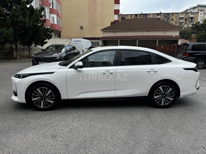 Changan Qiyuan A05 2024, 7,600 km - 1.5 л - Bakı