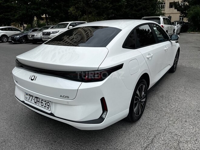 Changan Qiyuan A05 2024, 7,600 km - 1.5 л - Bakı