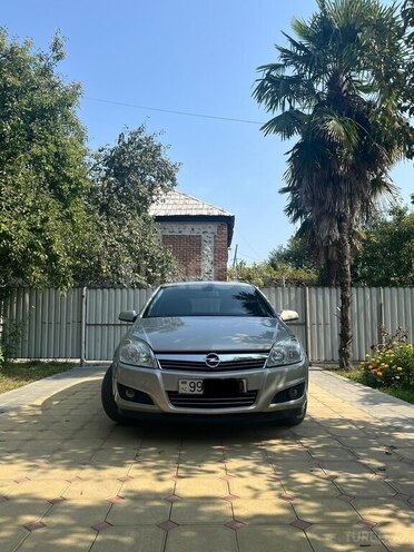 Opel Astra 2009, 237,000 km - 1.3 l - Balakən