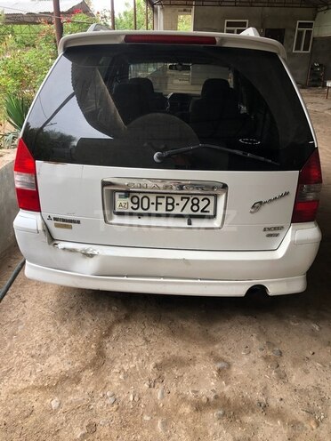 Mitsubishi Chariot 2002, 339,219 km - 2.0 л - Beyləqan