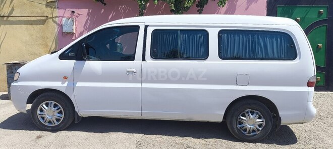Hyundai H-1 2004, 185,000 km - 2.5 l - Bakı