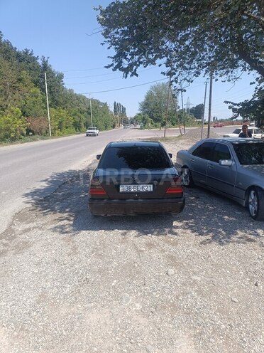 Mercedes C 180 1993, 450,000 km - 1.8 l - Xaçmaz