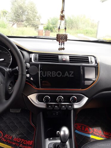 Kia Rio 2016, 200,000 km - 1.6 l - Saatlı
