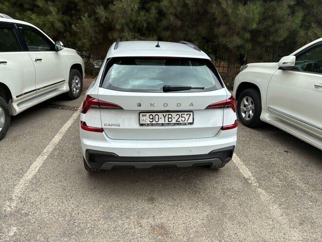 Skoda Kamiq 2024, 23,000 km - 1.0 l - Bakı