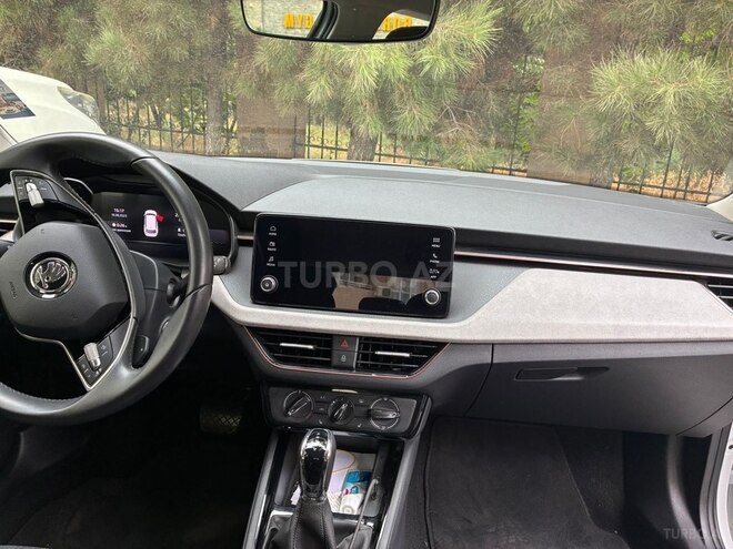 Skoda Kamiq 2024, 23,000 km - 1.0 l - Bakı