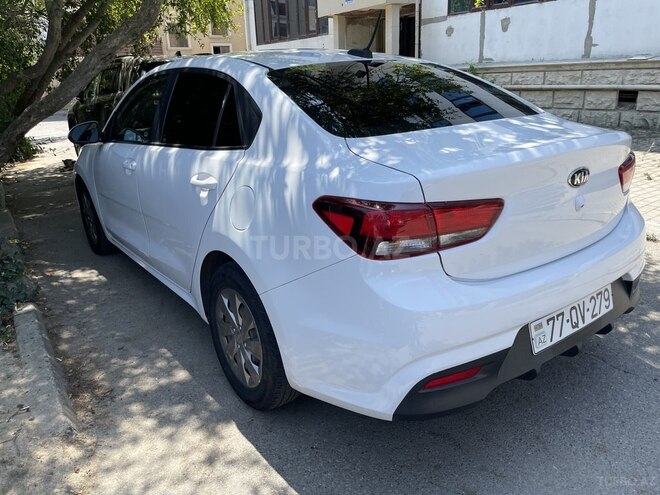 Kia Rio 2019, 175,097 km - 1.6 л - Bakı