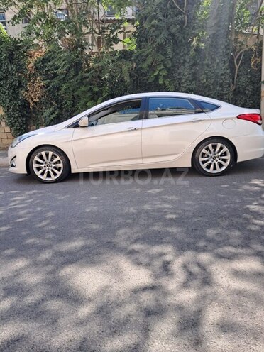 Hyundai i40 2013, 300,000 km - 2.0 l - Bakı