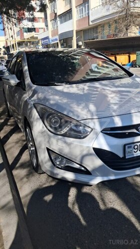 Hyundai i40 2013, 300,000 km - 2.0 l - Bakı