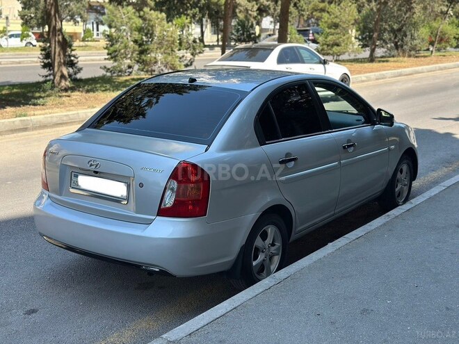 Hyundai Accent 2009, 296,000 km - 1.4 л - Bakı