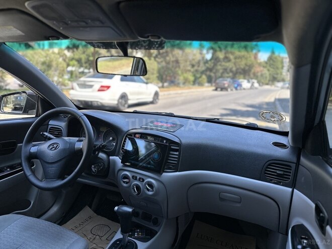 Hyundai Accent 2009, 296,000 km - 1.4 л - Bakı