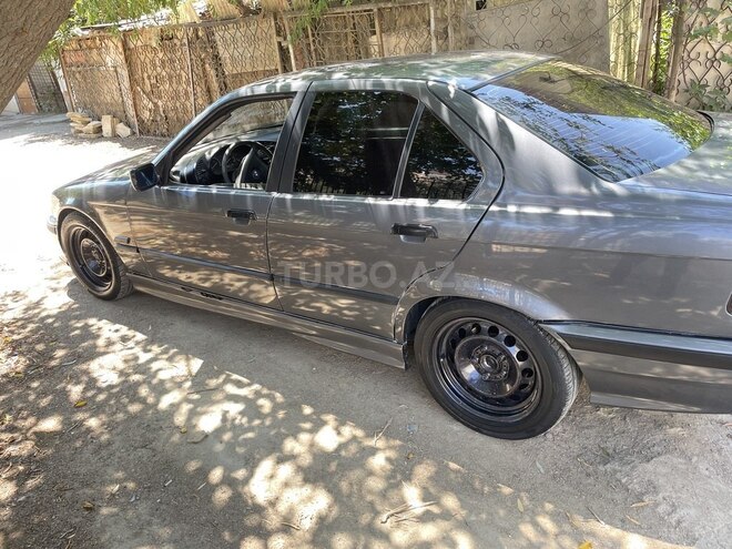 BMW 320 1992, 32,000 km - 2.0 l - Bakı
