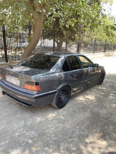 BMW 320 1992, 32,000 km - 2.0 l - Bakı