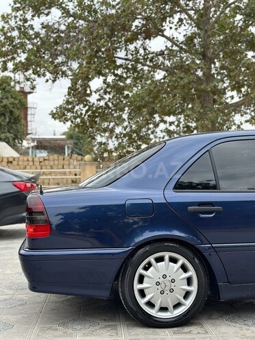 Mercedes C 180 1998, 350,000 km - 1.8 l - Qazax