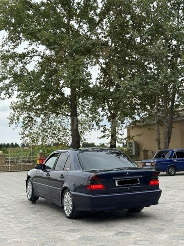 Mercedes C 180 1998, 350,000 km - 1.8 l - Qazax