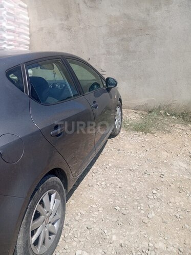 SEAT Leon 2011, 260,000 km - 1.6 l - Bakı