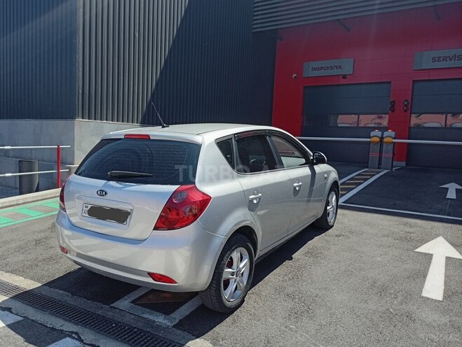 Kia Ceed 2008, 280,000 km - 1.6 л - Bakı