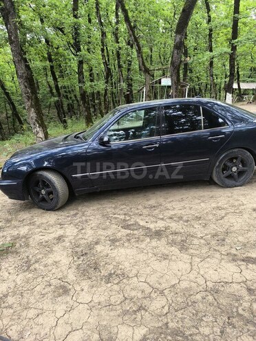 Mercedes E 220 1998, 315,000 km - 2.2 l - Bakı