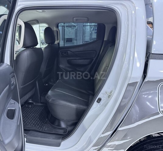 Mitsubishi L200 2020, 53,000 km - 2.4 l - Bakı