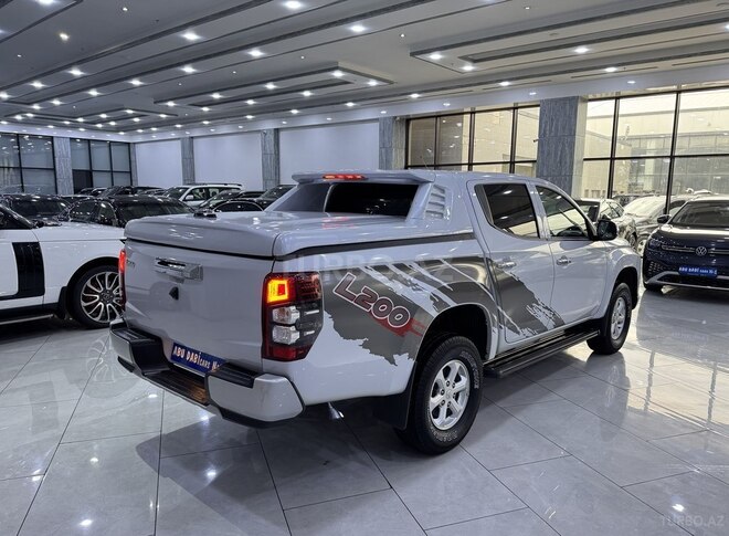 Mitsubishi L200 2020, 53,000 km - 2.4 l - Bakı