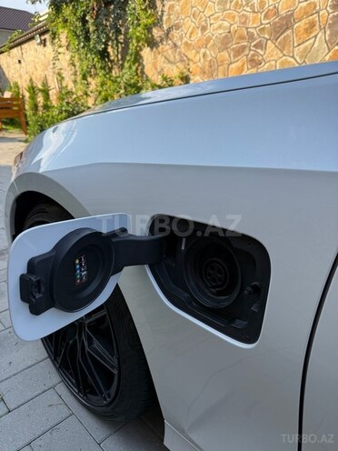 BMW 330e 2021, 119,000 km - 2.0 л - Bakı
