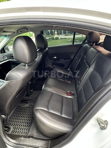 Chevrolet Cruze 2013, 282,379 km - 1.4 l - Gəncə