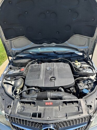 Mercedes C 200 d 2010, 224,000 km - 2.2 l - Bakı