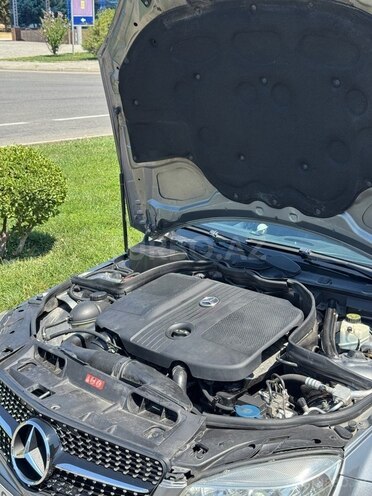 Mercedes C 200 d 2010, 224,000 km - 2.2 l - Bakı
