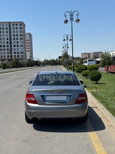 Mercedes C 200 d 2010, 224,000 km - 2.2 l - Bakı