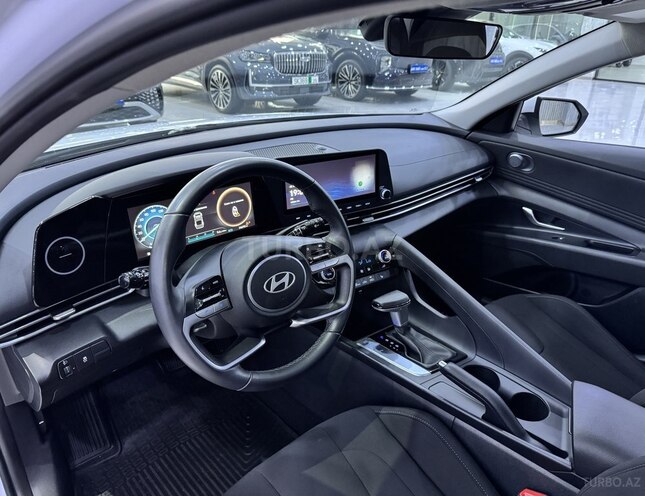 Hyundai Elantra 2024, 34,700 km - 1.6 л - Bakı
