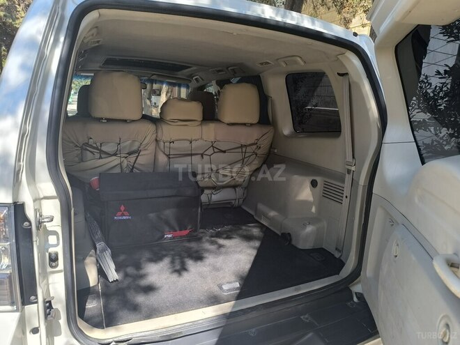 Mitsubishi Pajero 2007, 207,143 km - 3.0 l - Bakı