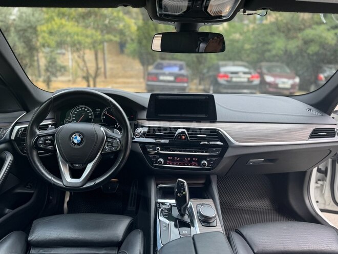 BMW 520 2017, 173,000 km - 2.0 l - Bakı