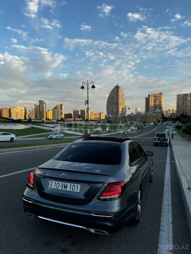 Mercedes E 300 e 2019, 100,000 km - 2.0 l - Bakı