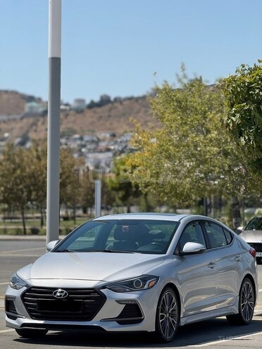 Hyundai Elantra 2018, 101,000 km - 1.6 l - Bakı