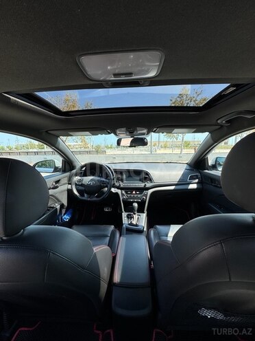 Hyundai Elantra 2018, 101,000 km - 1.6 l - Bakı