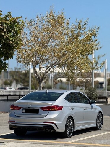 Hyundai Elantra 2018, 101,000 km - 1.6 l - Bakı
