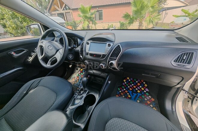 Hyundai ix35 2011, 197,000 km - 2.0 l - Bakı
