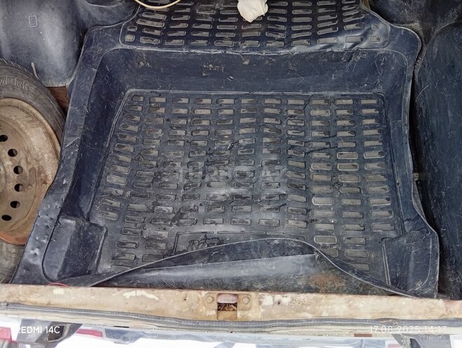 LADA (VAZ) 2106 1982, 83,012 km - 1.5 l - Goranboy