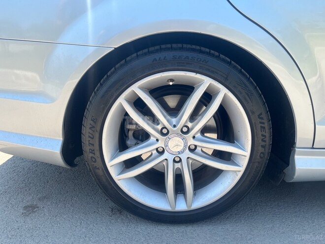 Mercedes C 250 2011, 277,000 km - 1.8 l - Sumqayıt