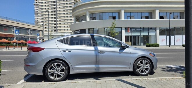 Hyundai Elantra 2016, 72,420 km - 2.0 l - Bakı