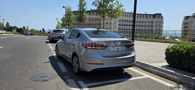 Hyundai Elantra 2016, 72,420 km - 2.0 l - Bakı