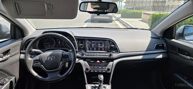 Hyundai Elantra 2016, 72,420 km - 2.0 l - Bakı