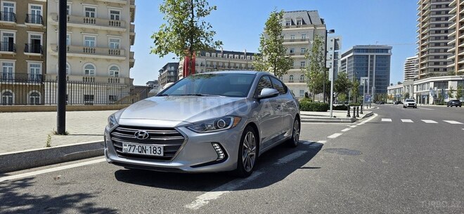 Hyundai Elantra 2016, 72,420 km - 2.0 l - Bakı