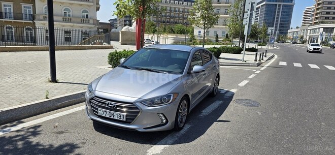 Hyundai Elantra 2016, 72,420 km - 2.0 l - Bakı